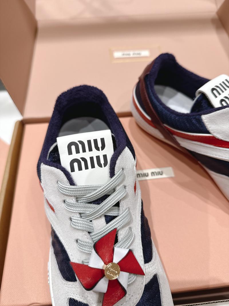 Miu Miu Sneakers SMS61415