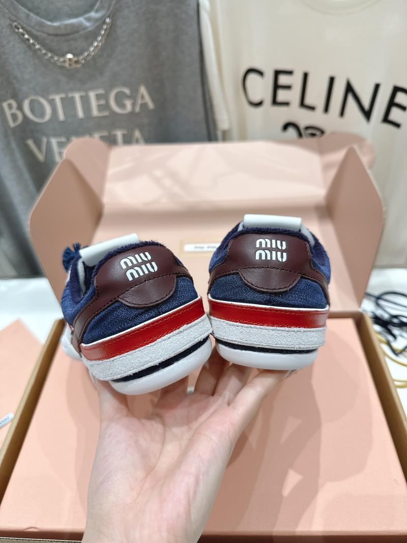 Miu Miu Sneakers SMS61415