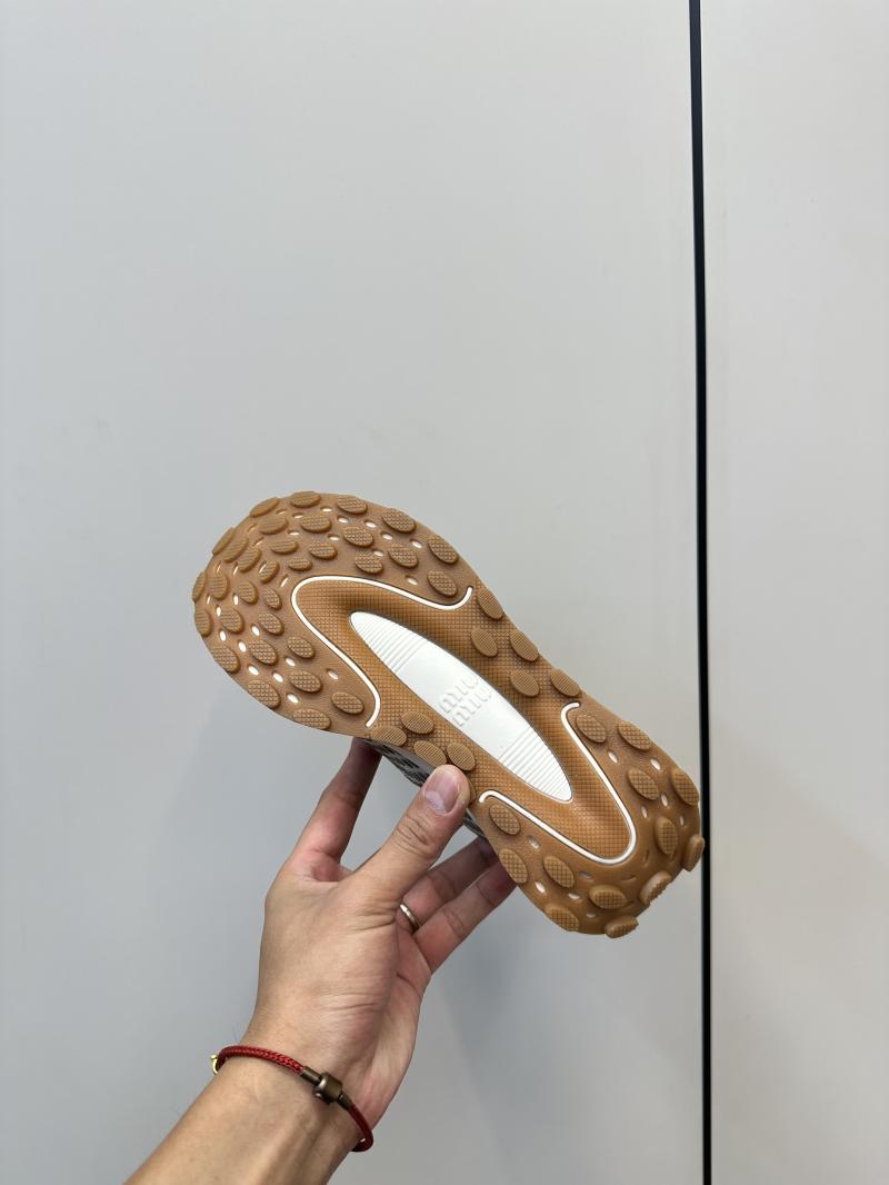 Miu Miu Unisex Sneakers SMS61103