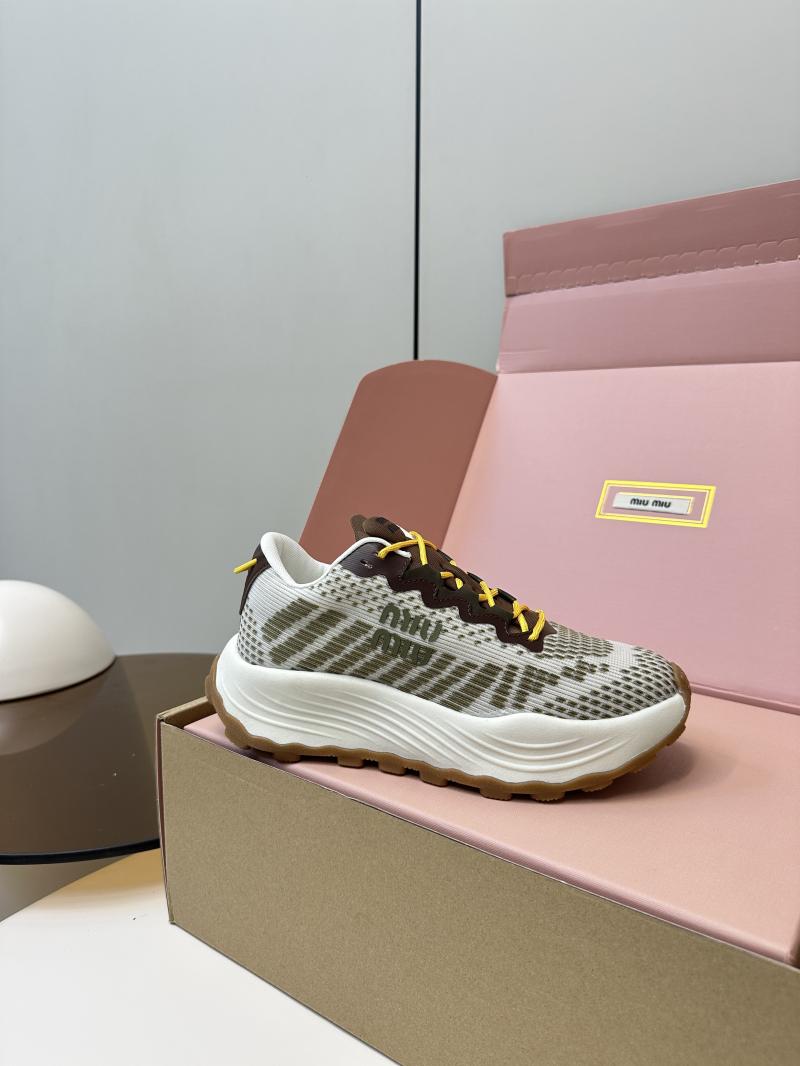 Miu Miu Unisex Sneakers SMS61103