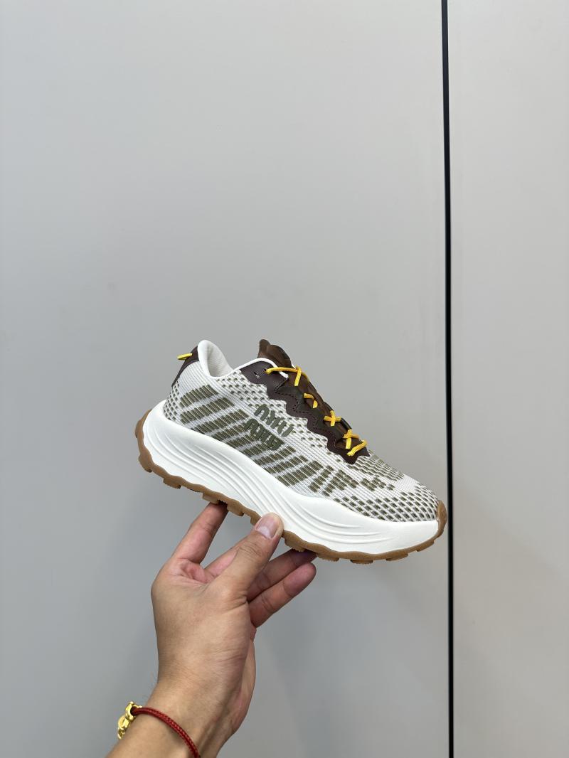 Miu Miu Unisex Sneakers SMS61103