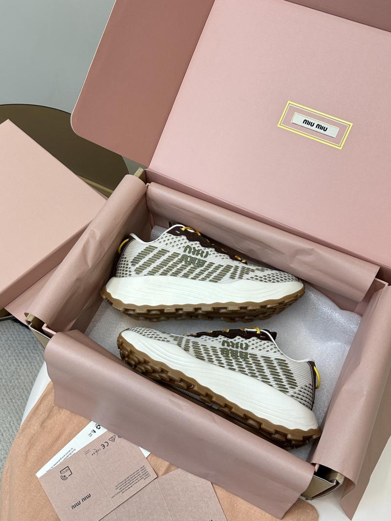 Miu Miu Unisex Sneakers SMS61103