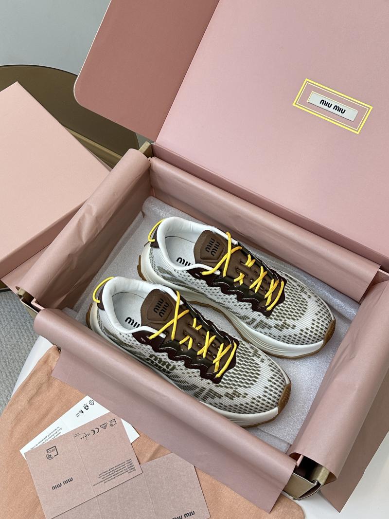 Miu Miu Unisex Sneakers SMS61103