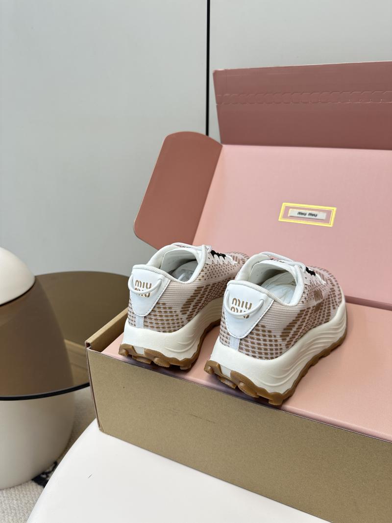Miu Miu Unisex Sneakers SMS61104