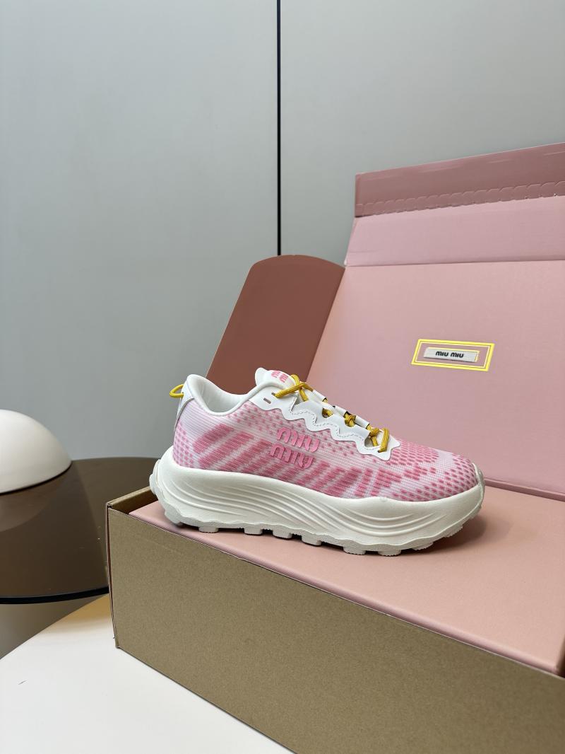 Miu Miu Unisex Sneakers SMS61105