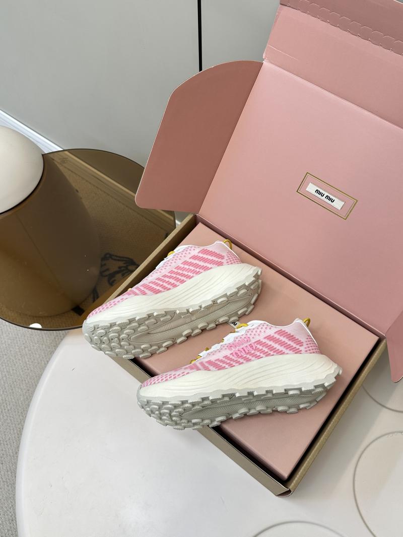 Miu Miu Unisex Sneakers SMS61105