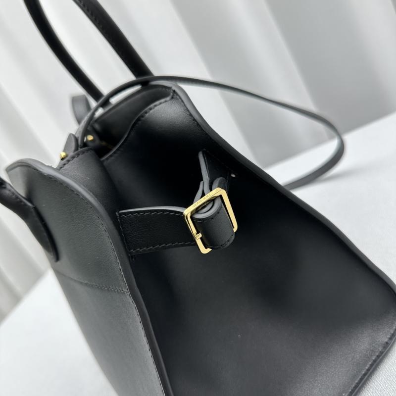 The Row Smooth Leather Margaux 12 Bag Black W1833