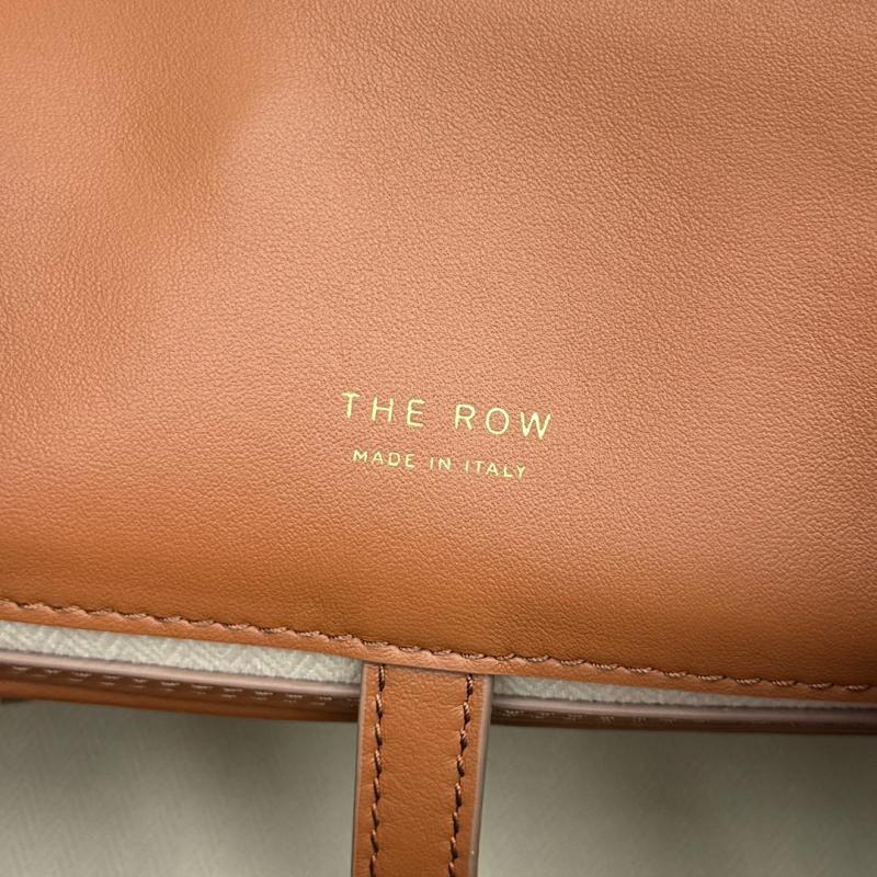 The Row Smooth Leather Margaux 12 Bag Cuir W1833