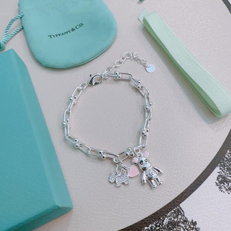 Tiffany Bracelet TB52704