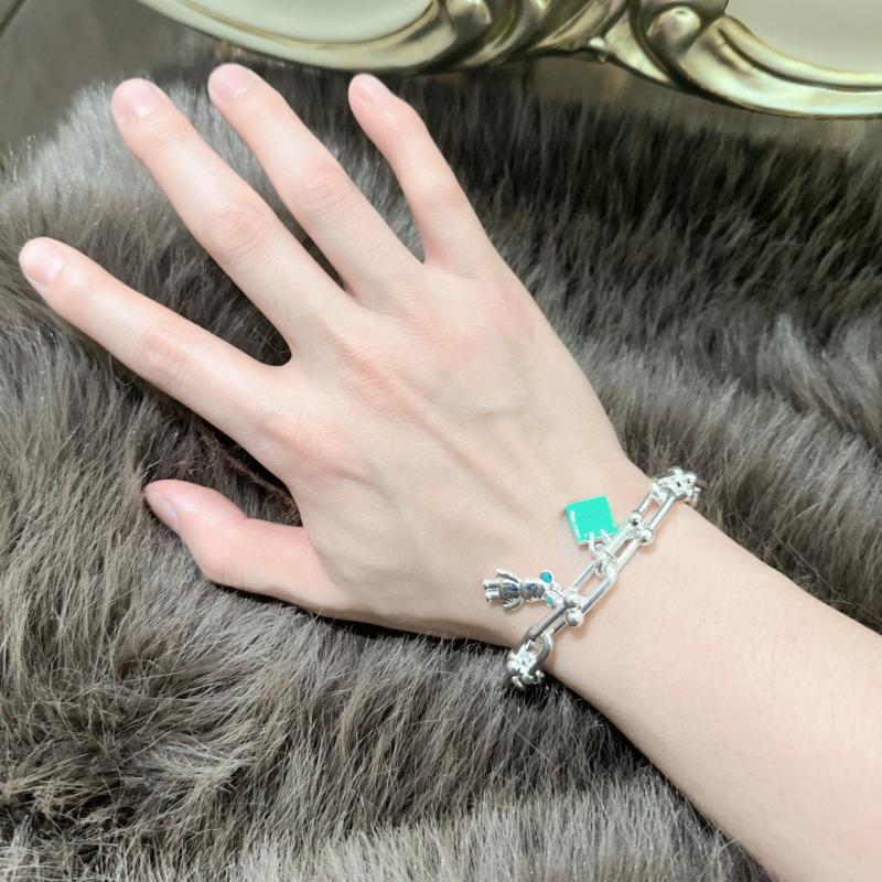 Tiffany Bracelet TB52809