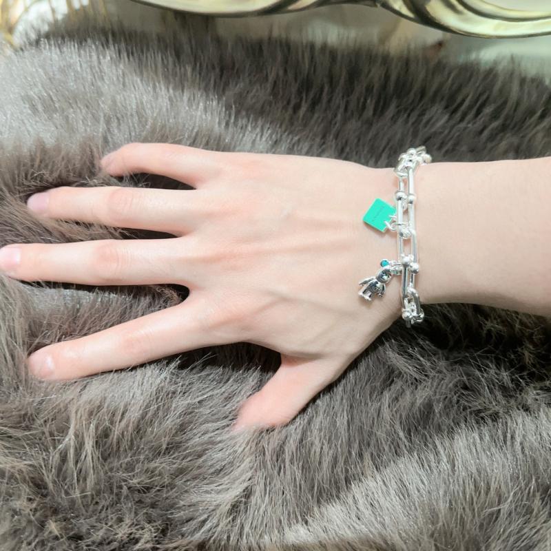 Tiffany Bracelet TB52809