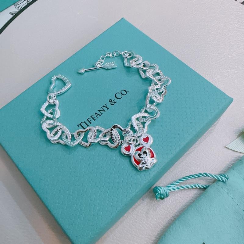 Tiffany Bracelet TB52810