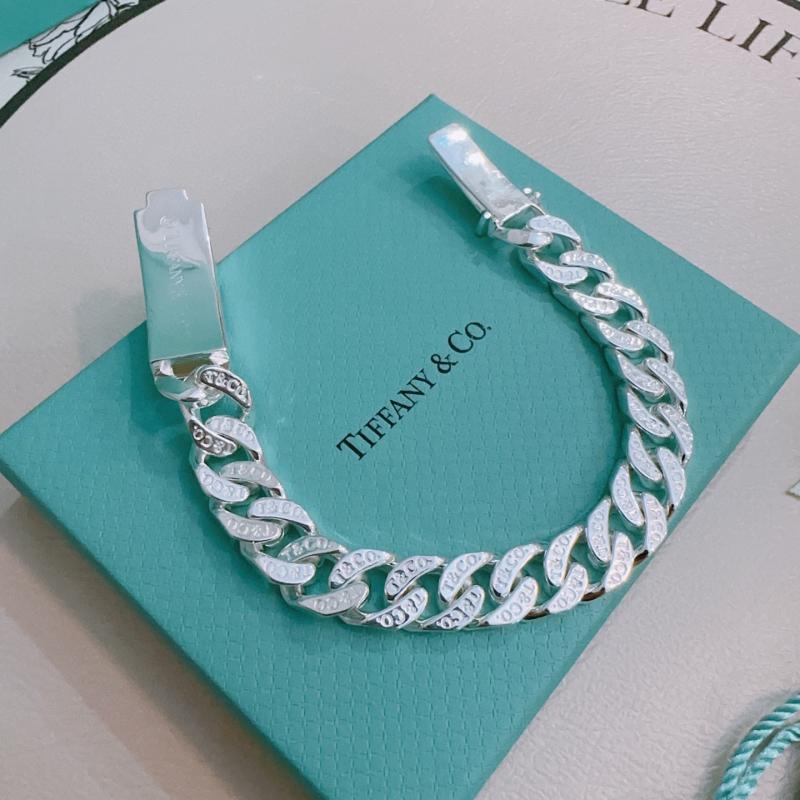 Tiffany Bracelet TB52811