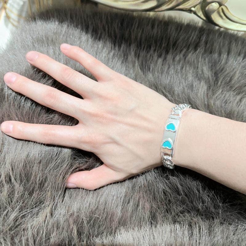 Tiffany Bracelet TB52811