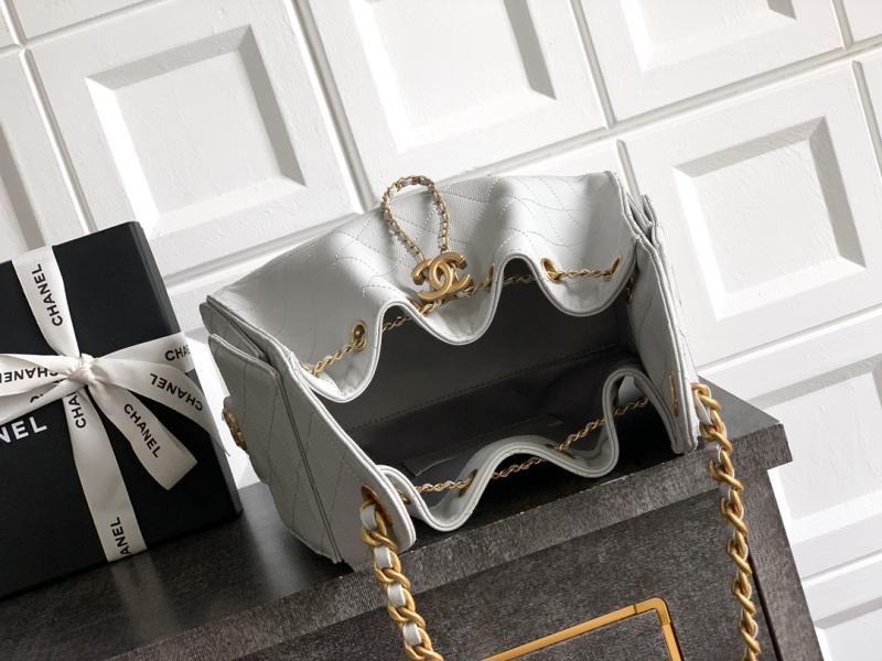 Chanel Grained Calfskin 25 Small Handbag Light Grey AS5293