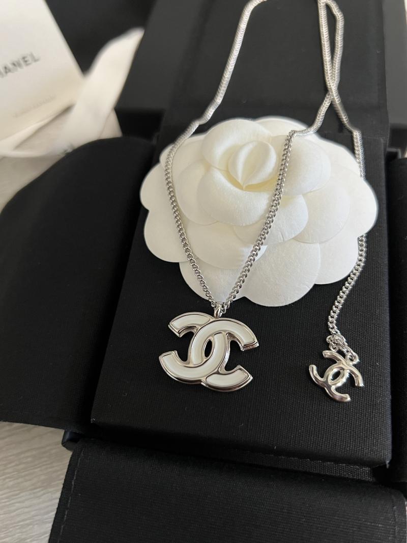 Chanel Necklace YCN63002