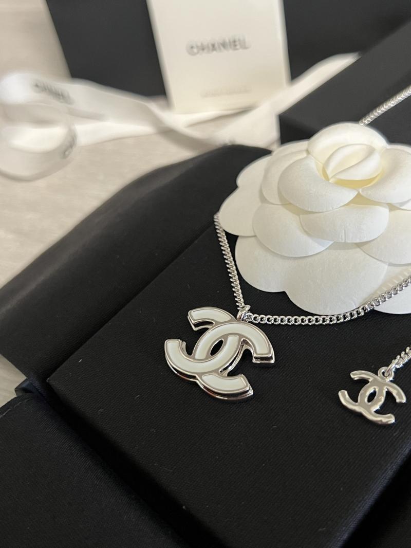Chanel Necklace YCN63002