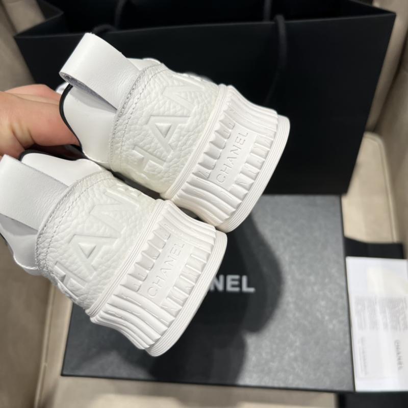 Chanel Sneakers SCS61802