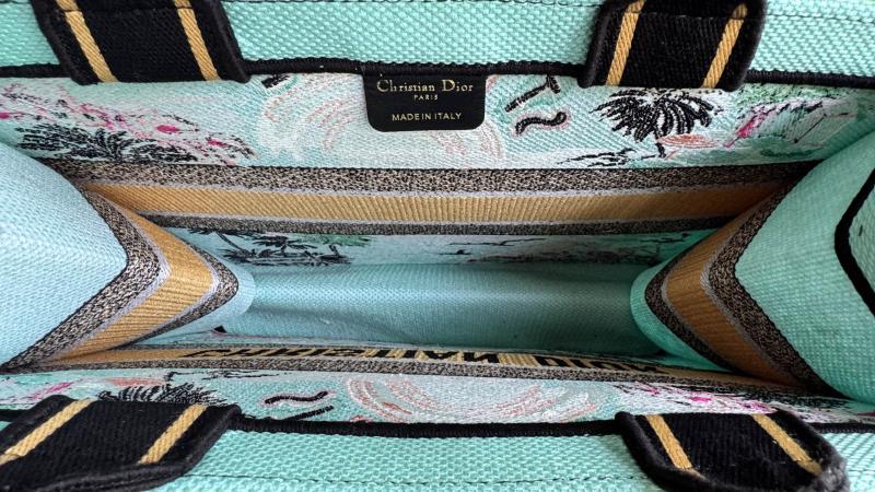 Dior Souvenir Medium Dior Book Tote M1296