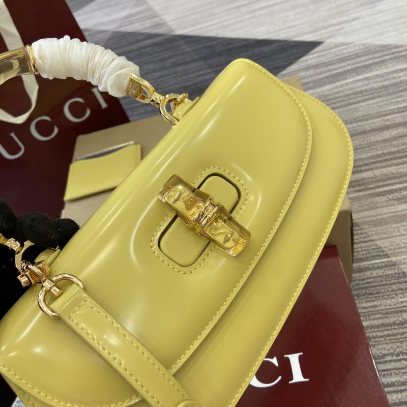Gucci Bamboo Diva medium bag Yellow 827750