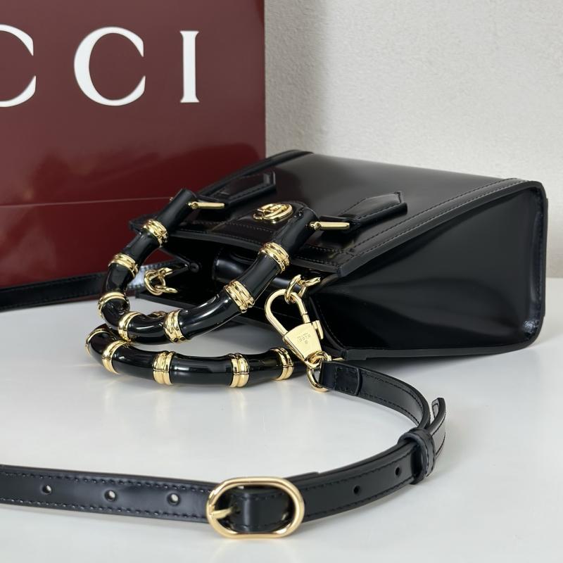 Gucci Diana small tote bag Black 832936