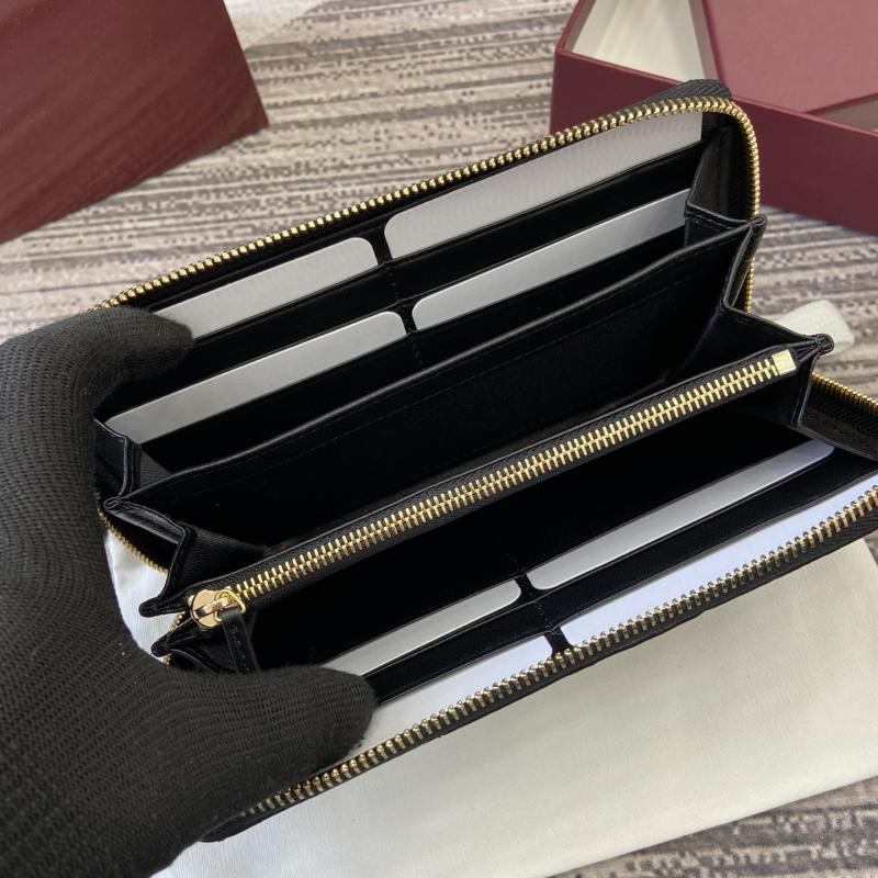 Gucci GG Marmont zip around wallet 837758