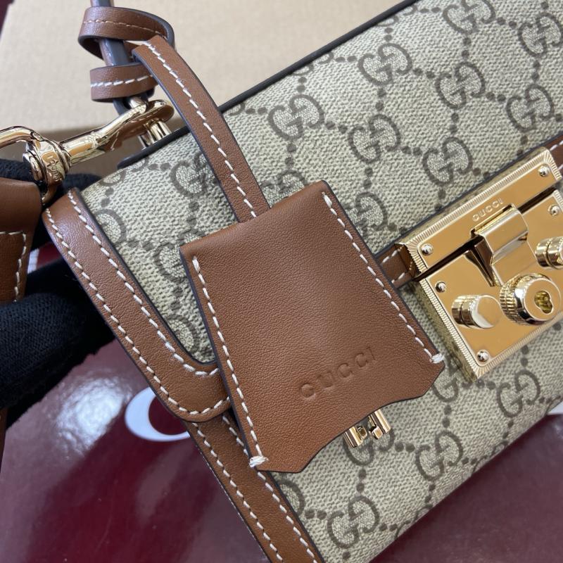 Gucci Padlock small top handle bag 838999
