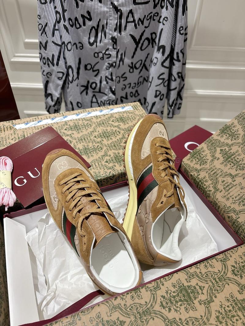 Gucci Unisex Sneakers SGU71401