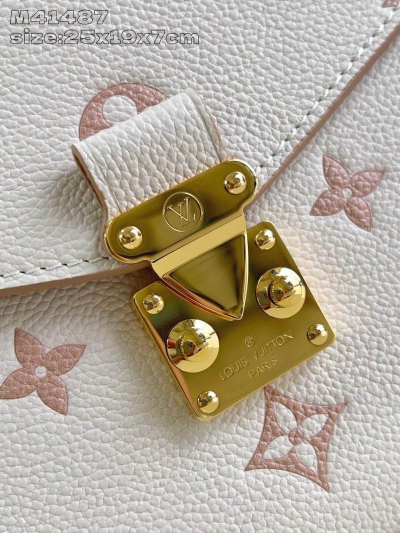 Louis Vuitton Pochette Metis M14977