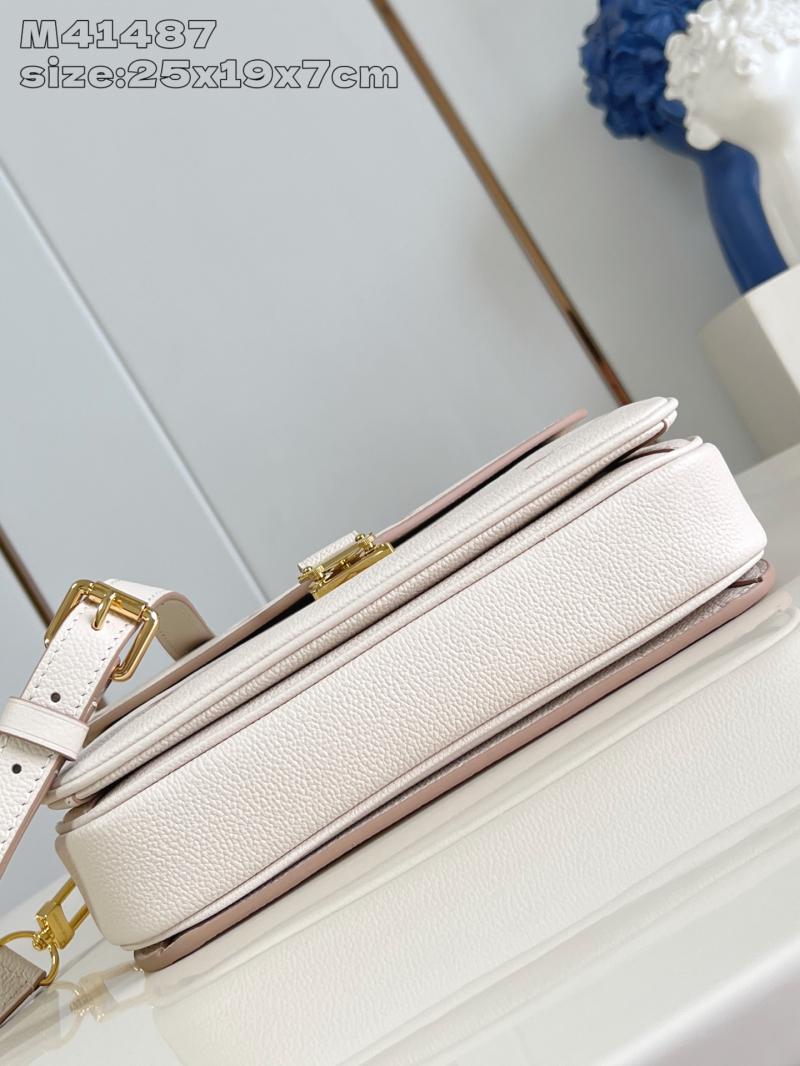 Louis Vuitton Pochette Metis M14977
