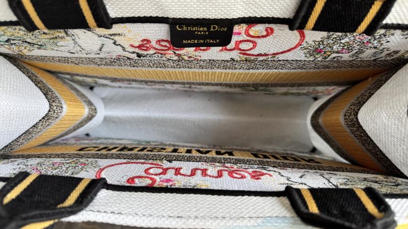 Medium Dior Book Tote Yellow M1296