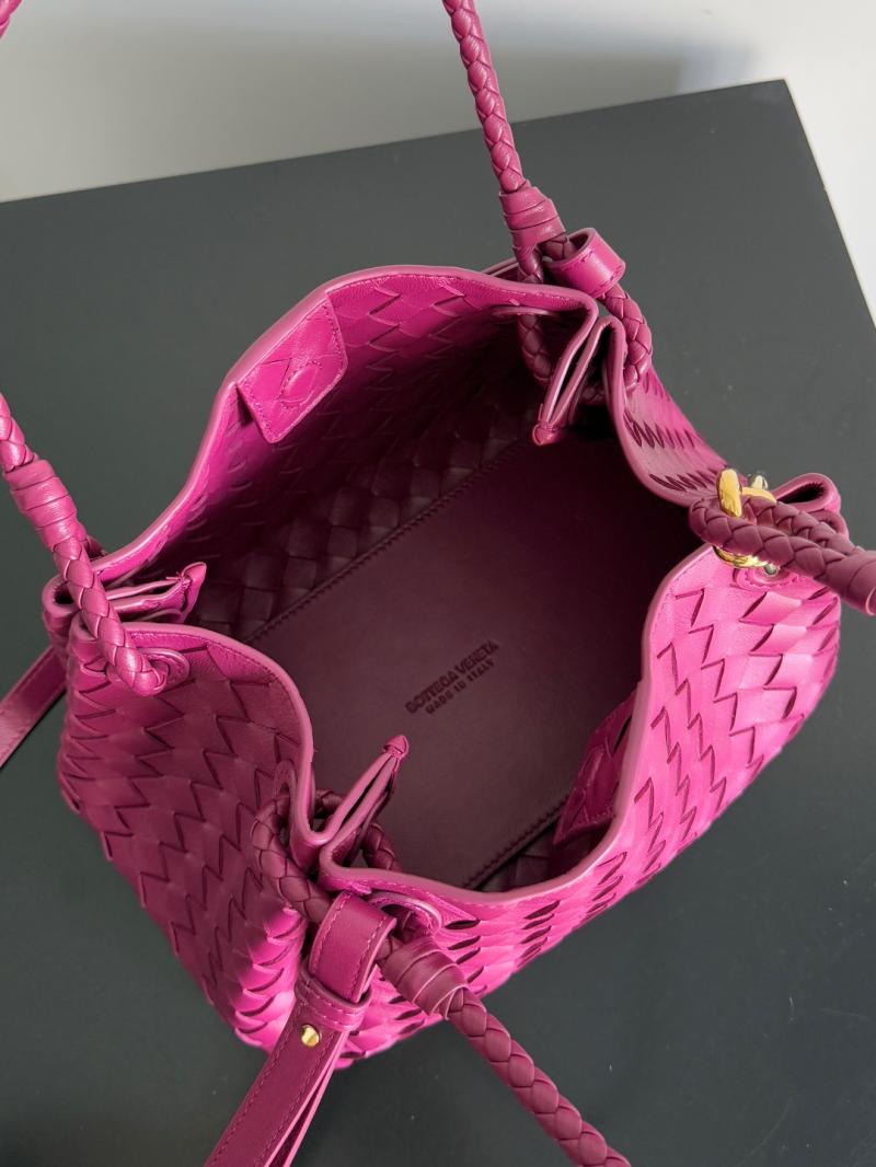 Bottega Veneta Parachute Cinnabar 835921