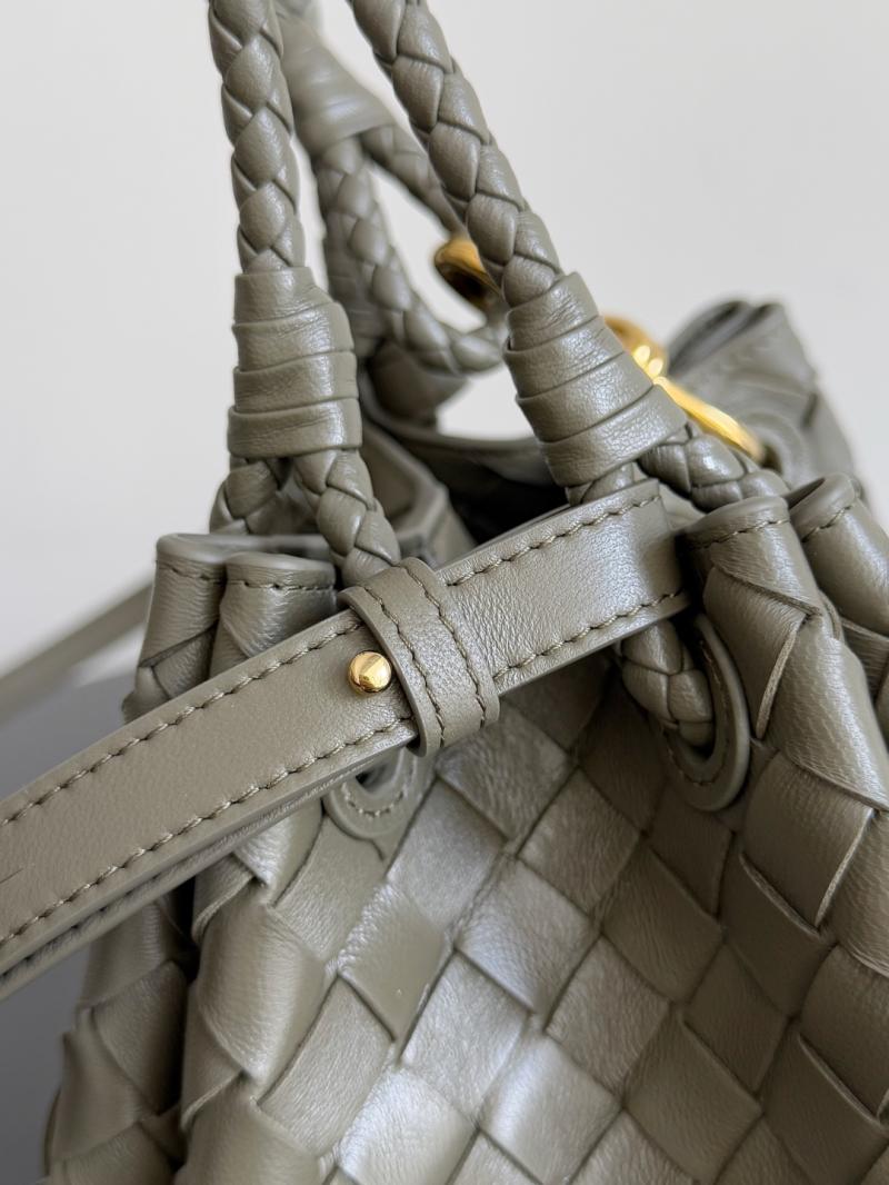 Bottega Veneta Small Parachute Cinnabar 796569
