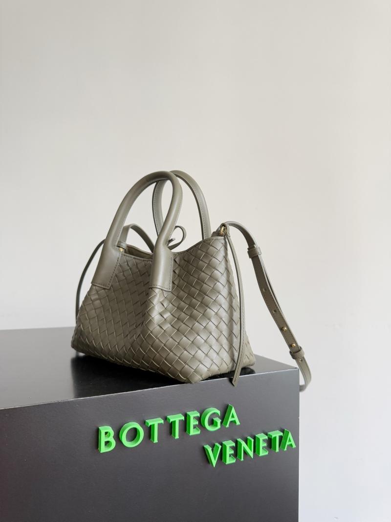 Bottega Veneta Small Pinacoteca Cypress 819004