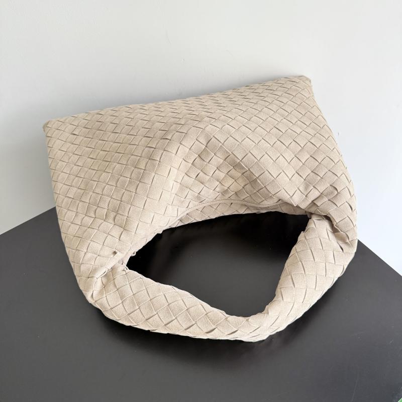 Bottega Veneta Suede Hop Ecru 796262