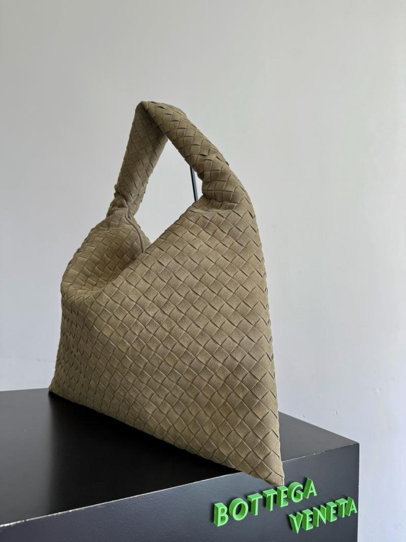 Bottega Veneta Suede Large Hop Cypress 763970