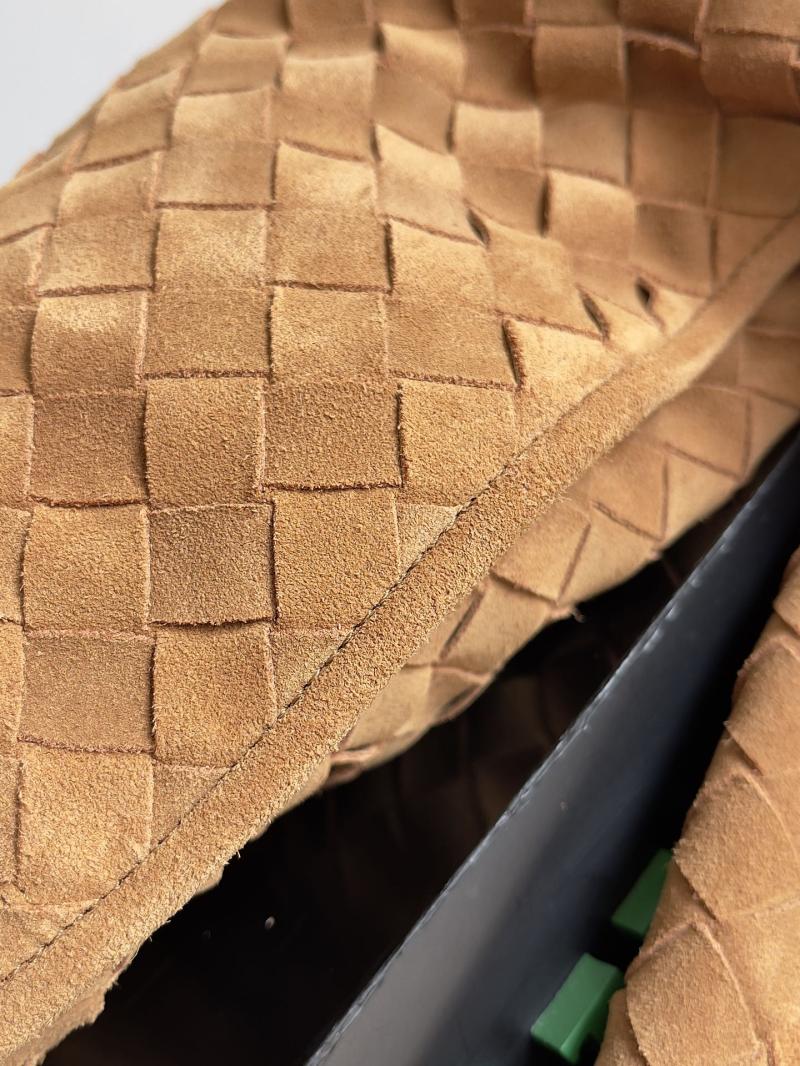 Bottega Veneta Suede Large Hop Light Brown 763970