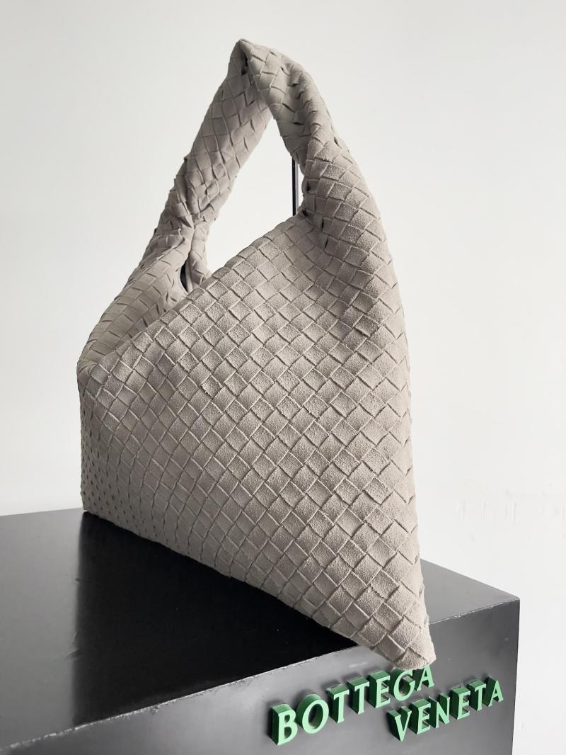 Bottega Veneta Suede Large Hop Sterling 763970