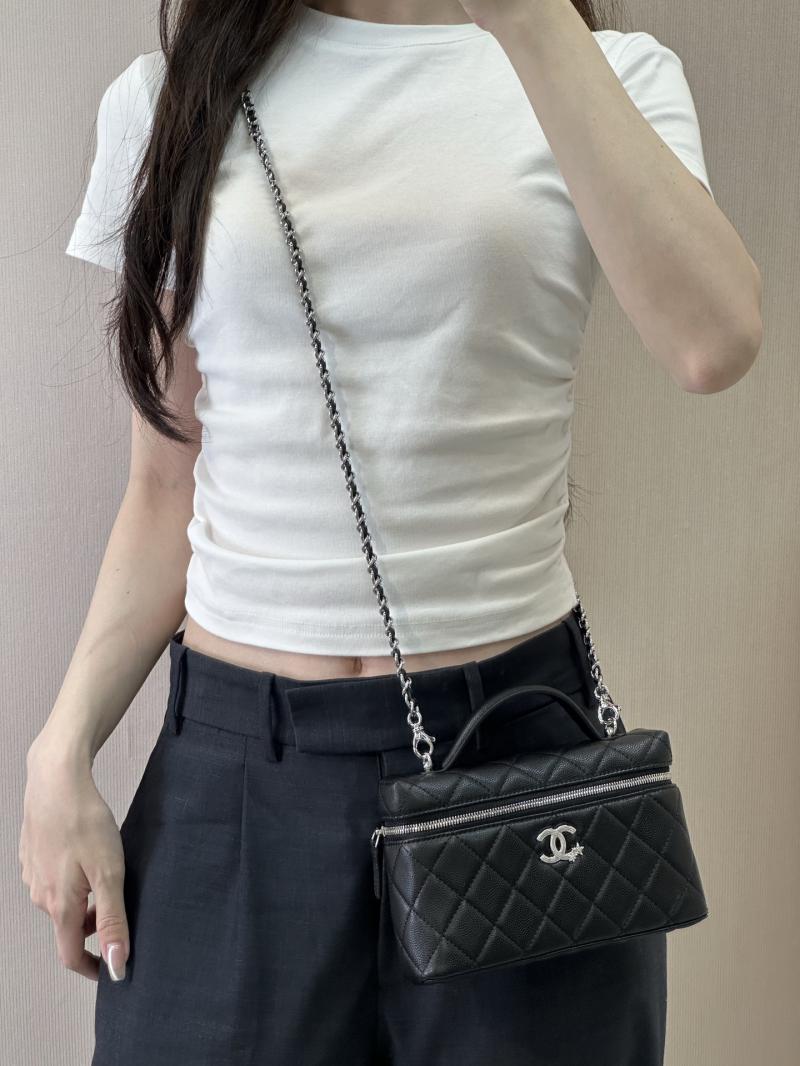 Chane Vanity with Chain Black AP4854