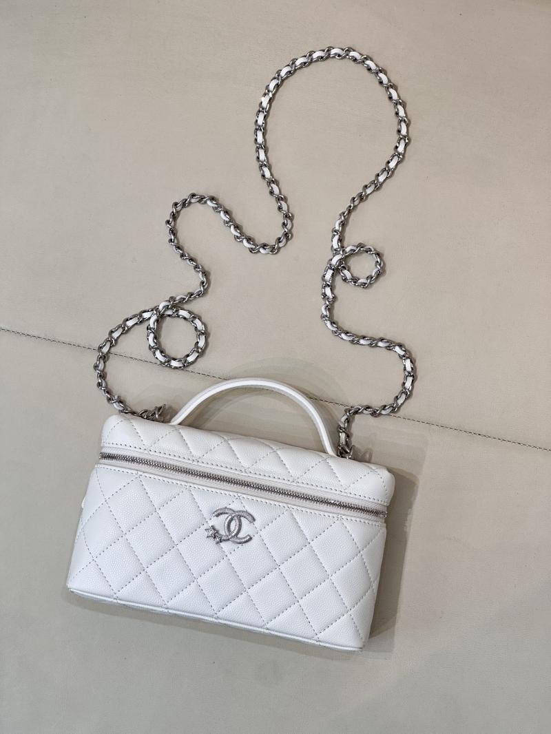 Chane Vanity with Chain White AP4854