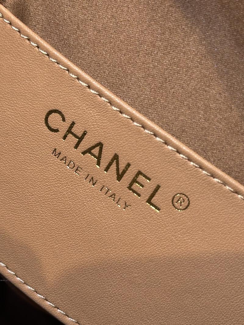 Chanel 25 Medium Handbag Camel AS5311