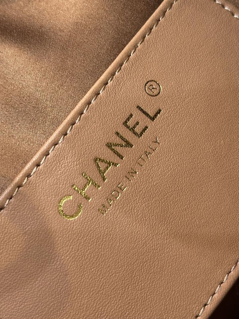 Chanel 25 Medium Handbag Camel AS5311