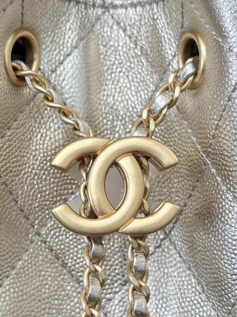Chanel 25 Medium Handbag Champagne Gold AS5311