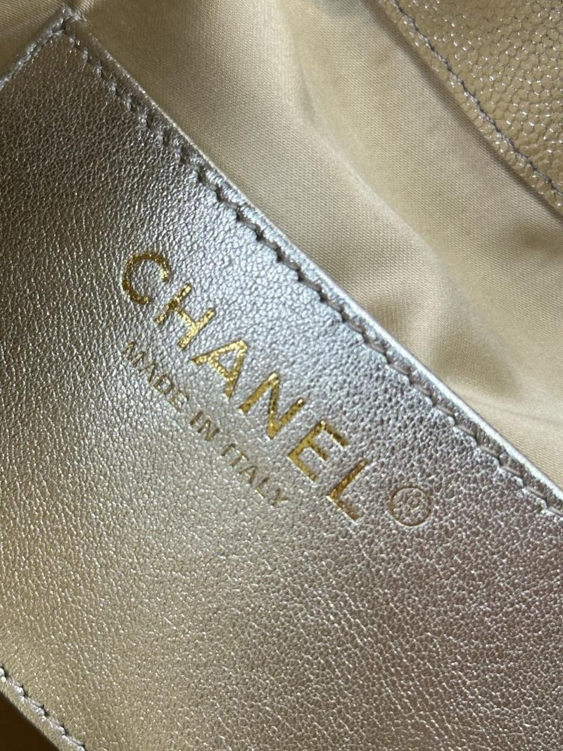Chanel 25 Medium Handbag Champagne Gold AS5311