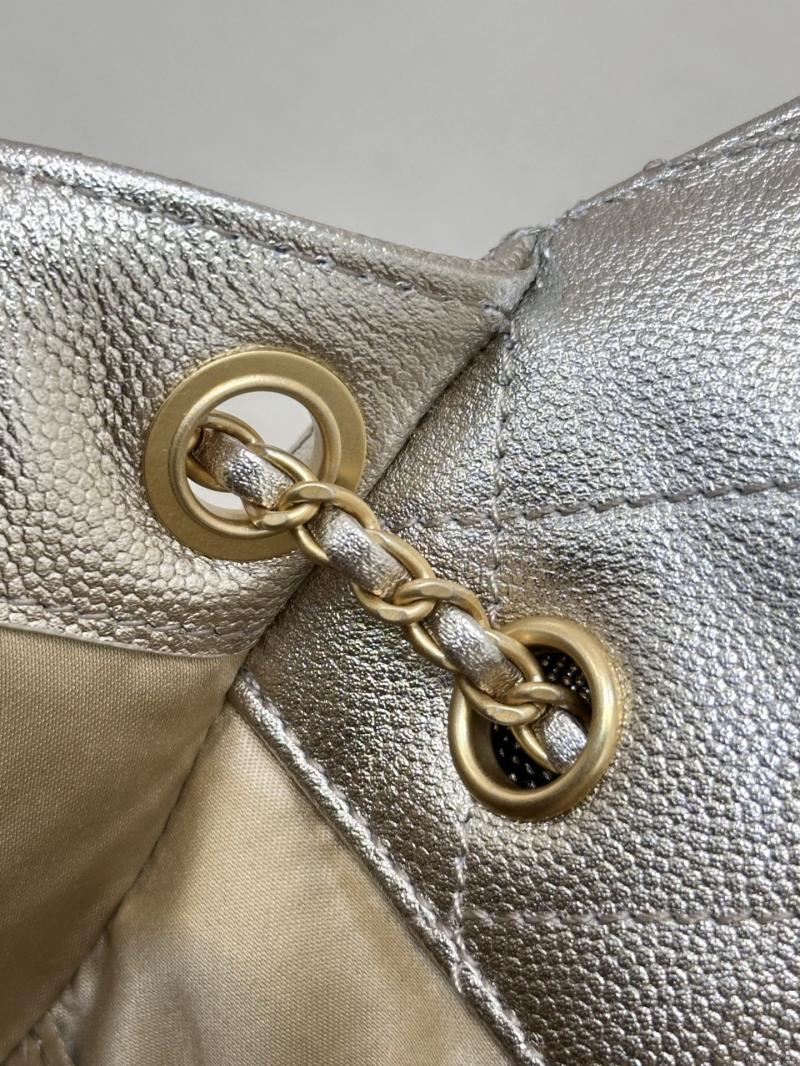 Chanel 25 Medium Handbag Champagne Gold AS5311