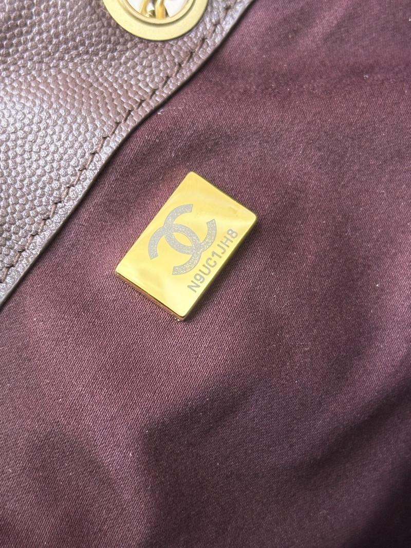 Chanel 25 Medium Handbag Coffee AS5311