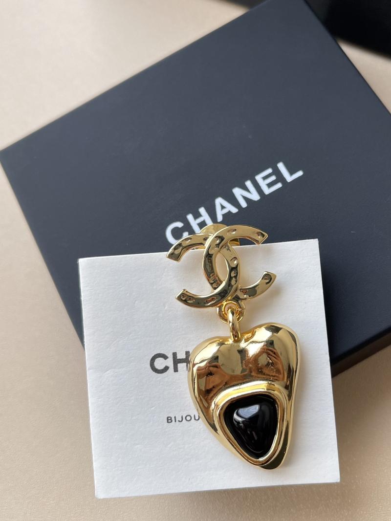 Chanel Brooch SCB72401