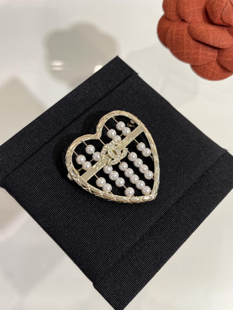 Chanel Brooch SCB72402