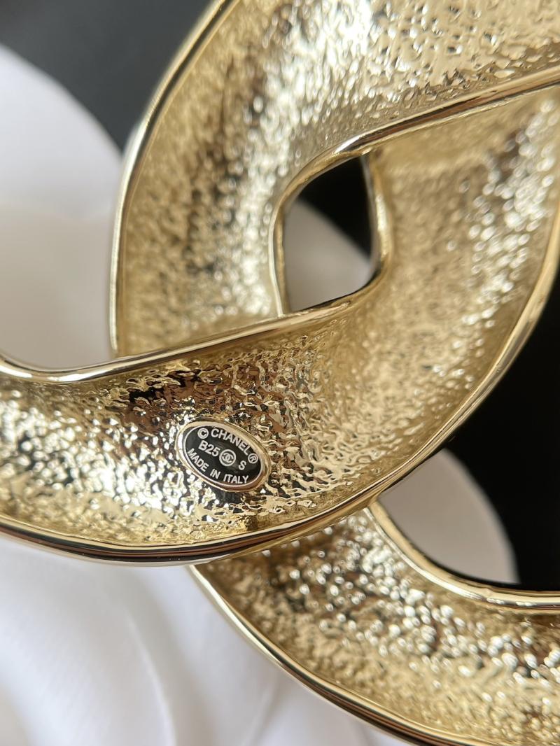 Chanel Brooch YCB72014