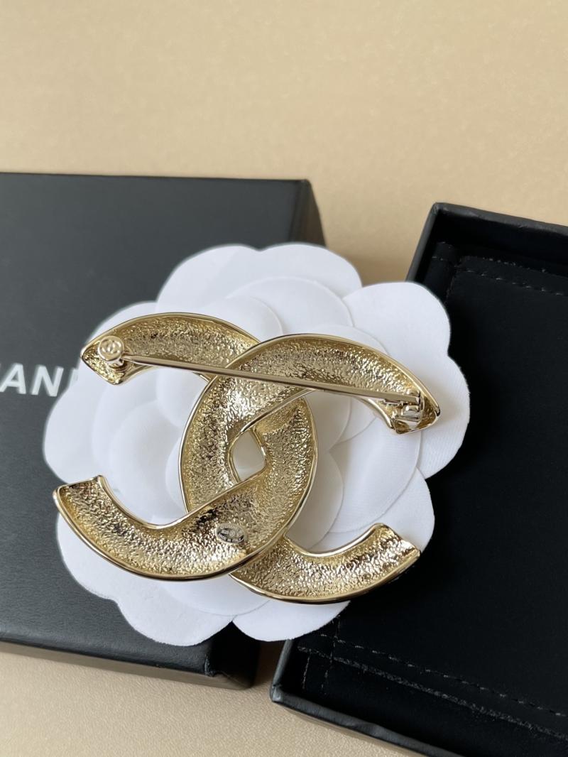 Chanel Brooch YCB72016